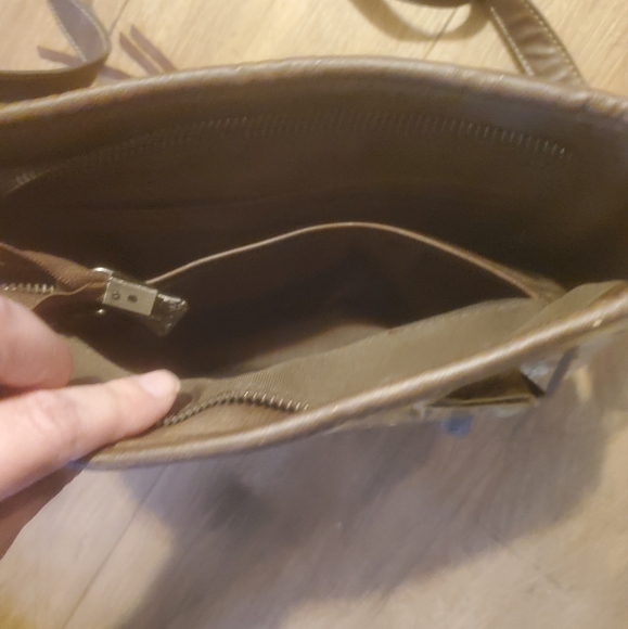 Montana West Trinity Ranch Hair-On Leather Fringe Floral Tooled Crossbody Bag. - Picture 11 of 16